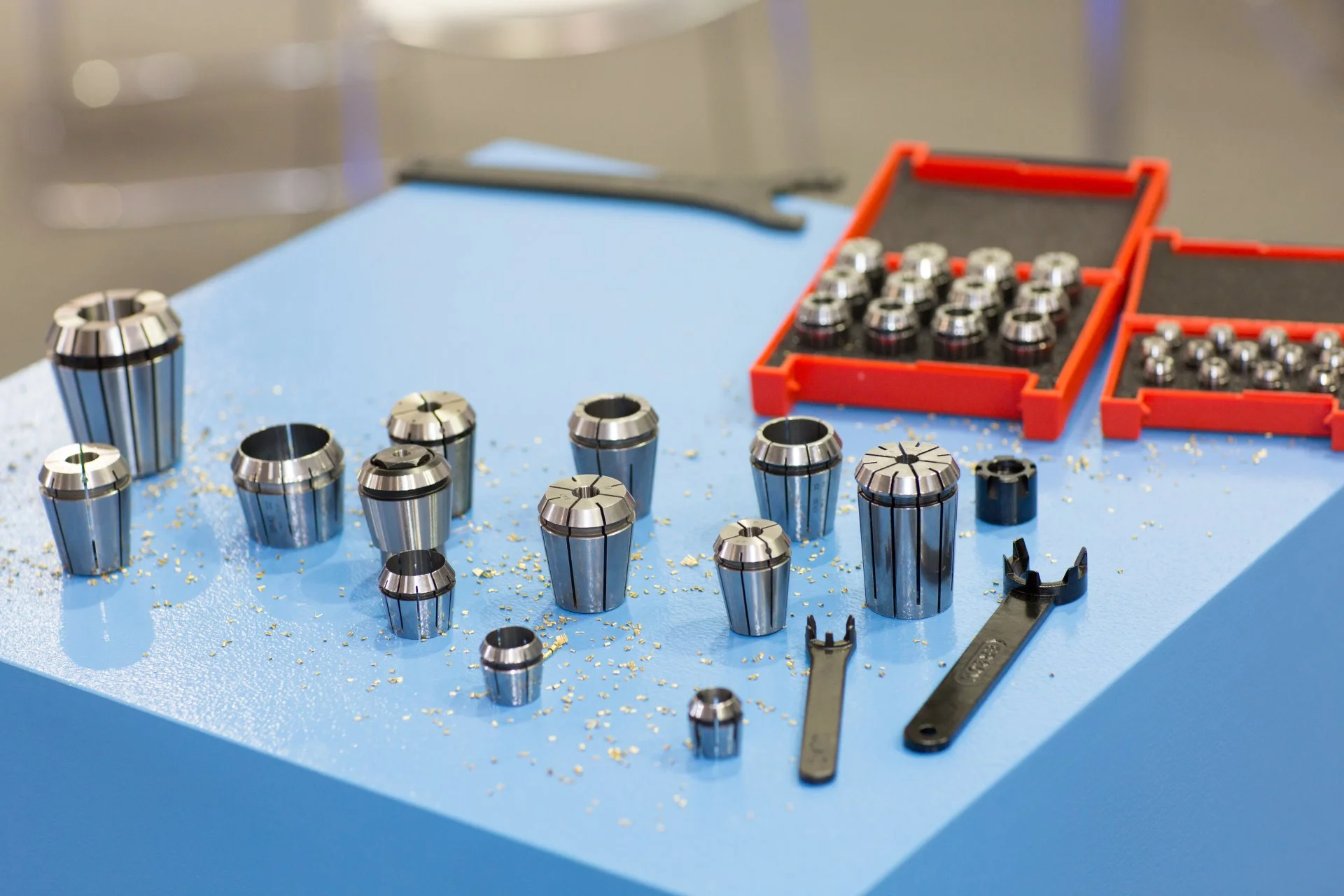 Producent af teknologisk værktøj til CNC-maskiner og automatskruer